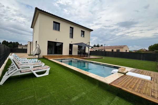 Piscine extérieure