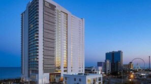 المنشأة من الخارج