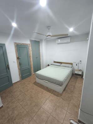 3 makuuhuonetta, ilmainen Wi-Fi, vuodevaatteet