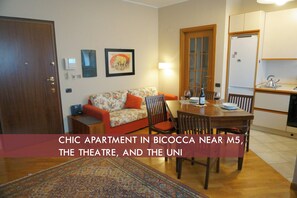 Interior - [M5 Bicocca-Uni. Connect to Brera, Isola] Daini 4 Sub 4. Elegant apartment. (Milano)