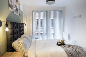 Apartment, 2 Bedrooms, Accessible, Patio | 3 bedrooms - Spacious Condo - Central Manchester - Piccadilly - Local Attractions - Parking (Manchester)