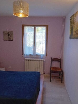 2 slaapkamers, wifi, beddengoed