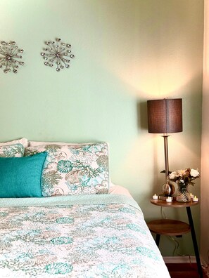 2 bedrooms, free WiFi, bed sheets - Casa de Luna – Peaceful 2-BR Retreat Near Springs, Trails & UF in Alachua (Alachua)