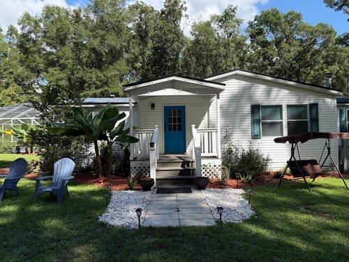 Casa de Luna – Peaceful 2-BR Retreat Near Springs, Trails & UF in Alachua