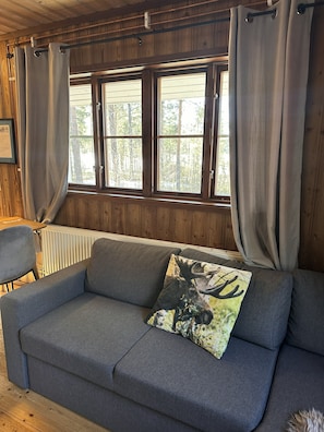 Cabane, 1 grand lit et 1 canapé-lit