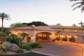 المنشأة من الخارج