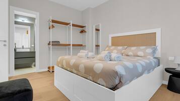 2 Schlafzimmer, Bügeleisen/Bügelbrett, Internetzugang, Bettwäsche