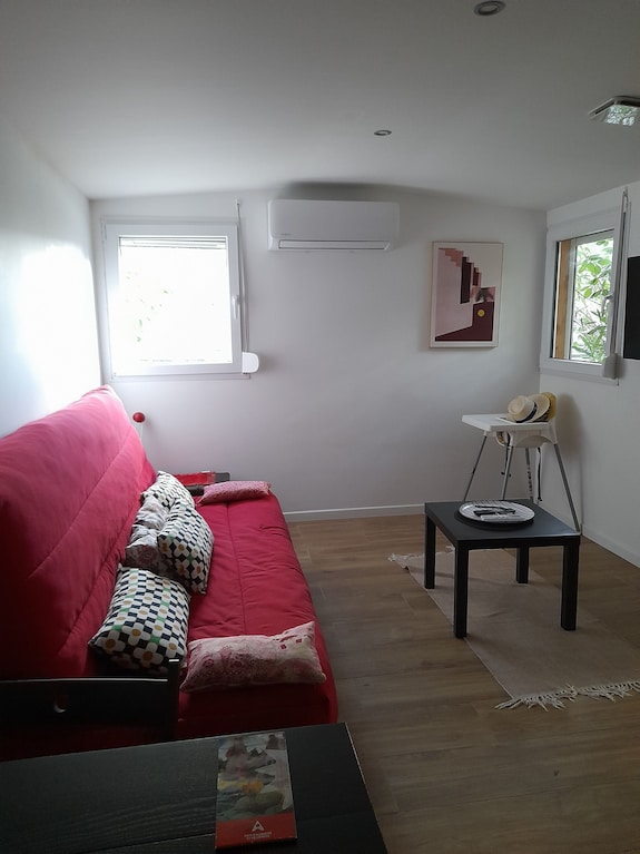 T1 Au Pied Du Garlaban Avec Jardinet - Aubagne