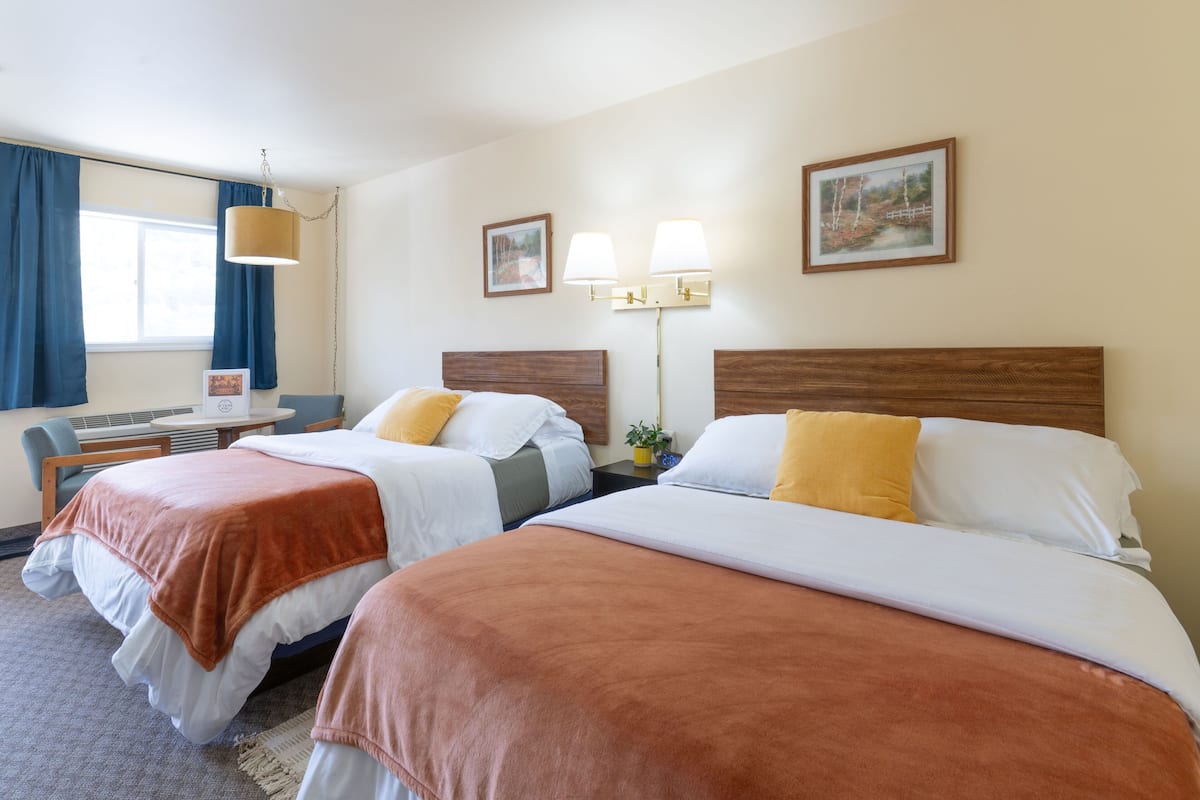 Room, Mountain View