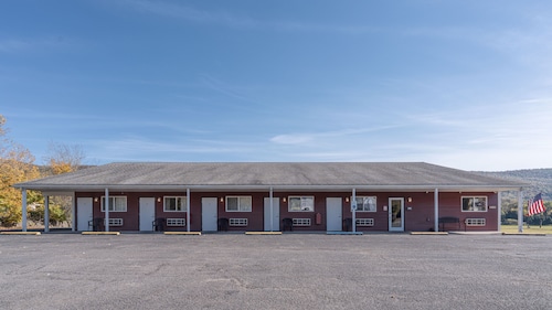 Inn at Octagon Acres