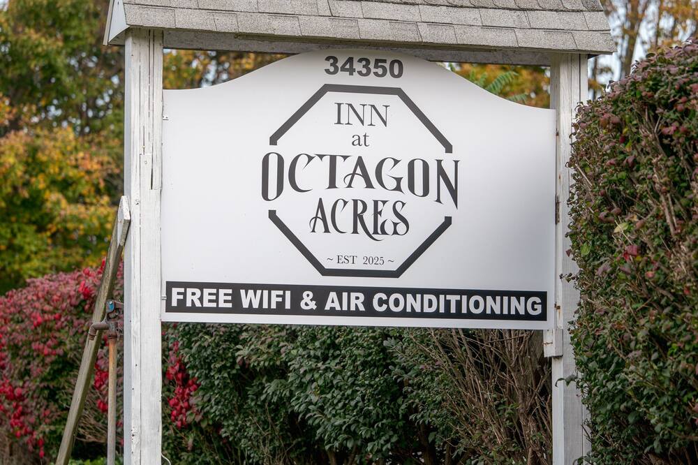 Inn at Octagon Acres