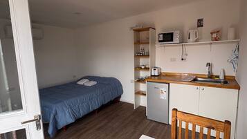 Studio, 1 Bedroom, Smoking