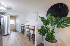 Interior - Comfort & Style Modern | 2BR In West Palm Beach (West Palm Beach)