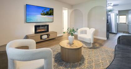 Comfort & Style Modern | 2BR In West Palm Beach