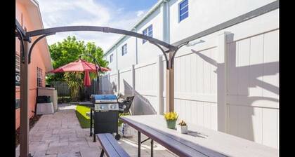 Comfort & Style Modern 2BR in West Palm Beach