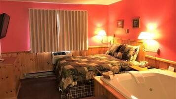 Executive Suite | Bathroom | Hair dryer, towels, soap, shampoo