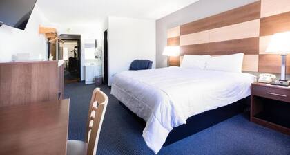 Northwoods Inn & Suites