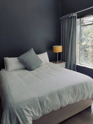 Strykejern/-brett, wi-fi og sengetøy