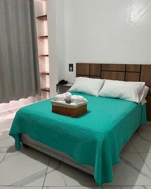 Basic Room | Premium bedding, down comforters, Select Comfort beds, minibar - Los Esteros (Huanchaco)
