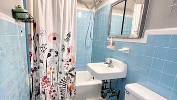 Towels, soap, toilet paper