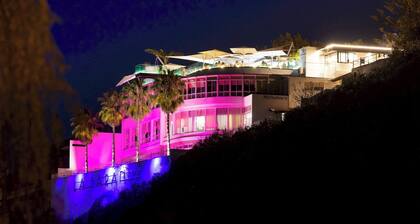 Home2Book Villa with Private Pool, BBQ & Sea Views