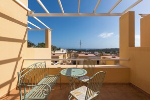 Outdoor dining - Home2Book Sunny Terrace & Pool Costa Calma (Costa Calma)