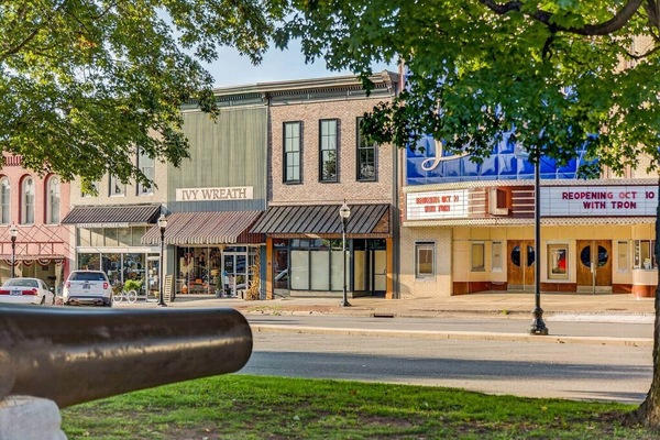 This is a view of The Lofts from the Courthouse lawn. The Lofts is situated between the Lincoln Theater and the Ivy Wreath Gift Shop.
