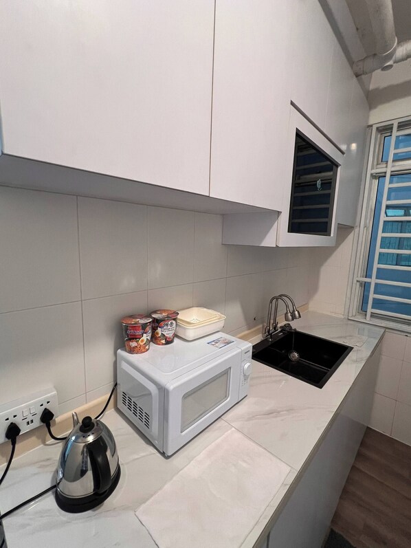 Gemeinsamer Schlafsaal, 1 Schlafzimmer, barrierefrei, Stadtblick | Eigene Küche