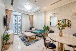 Literie hypoallergénique, minibar, décoration personnalisée