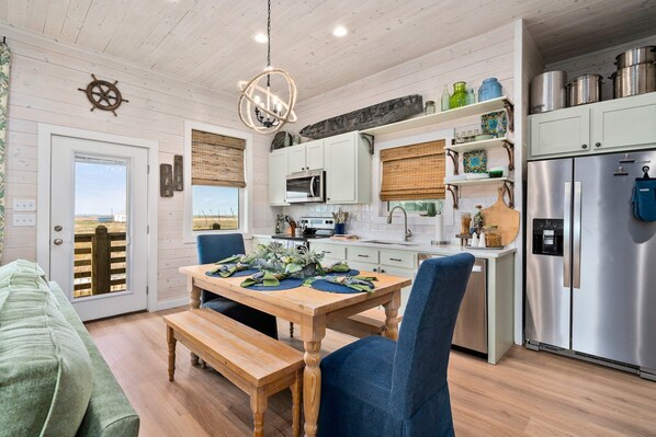 House, 3 Bedrooms, Private Pool, Ocean View | In-room dining