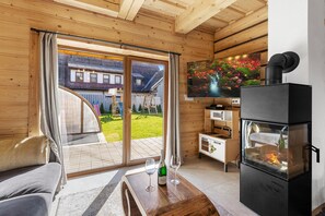 Fernseher, Kamin