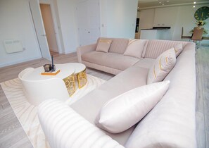 50-inch Smart TV with digital channels, Netflix, streaming services - Opfa Property (Manchester)
