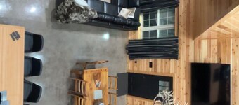 Glass City Cottage and Stream