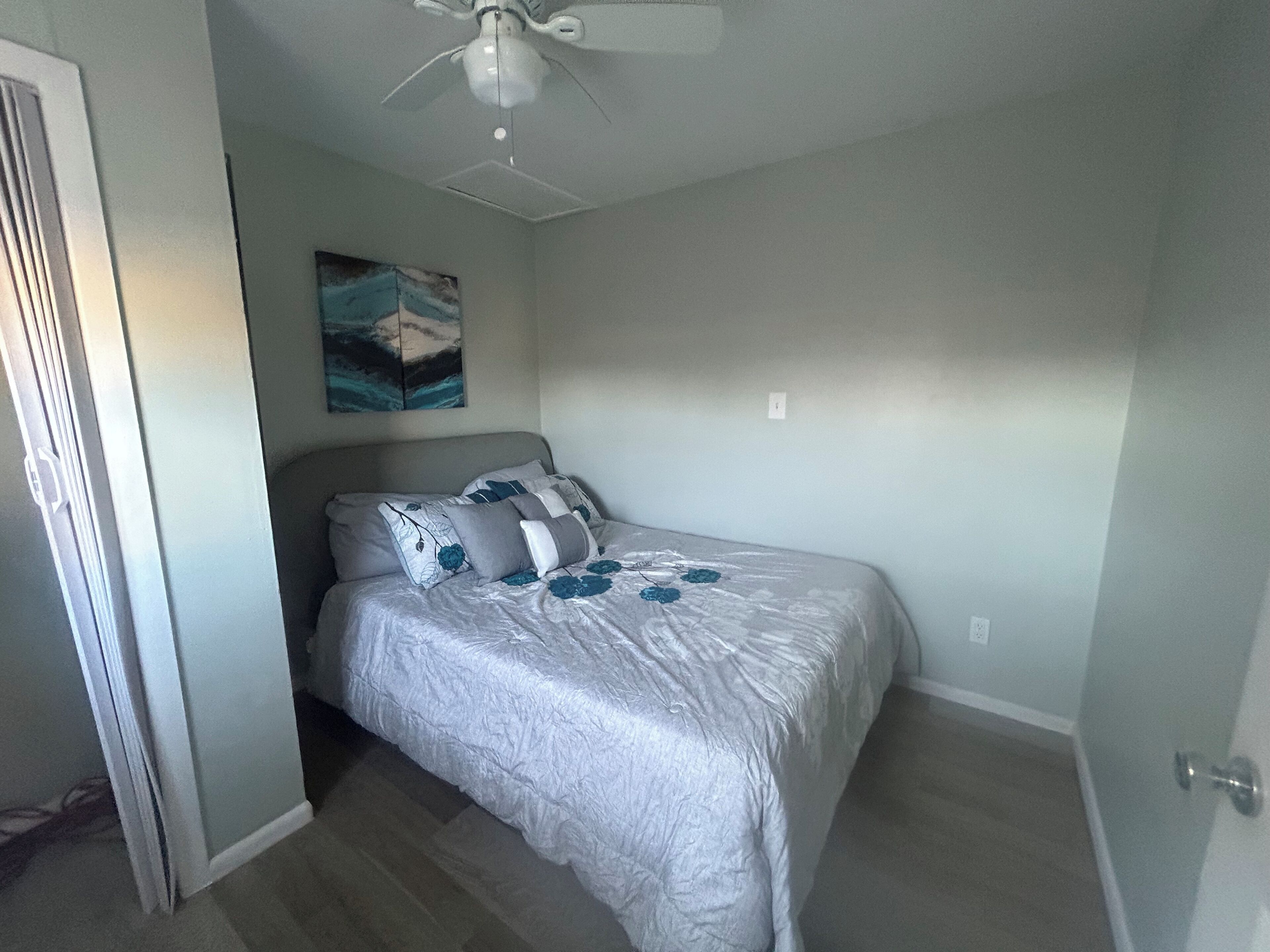 1 bedroom, iron/ironing board, WiFi, bed sheets