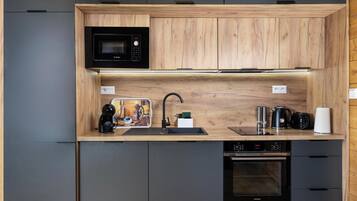 Microwave, stovetop, dishwasher