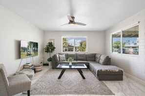 Leilighet, 2 soverom, ikke-røyk, kjøkken | Oppholdsområde