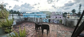 스테이즈 로얄의 스마트 홈 서비스 아파트먼트