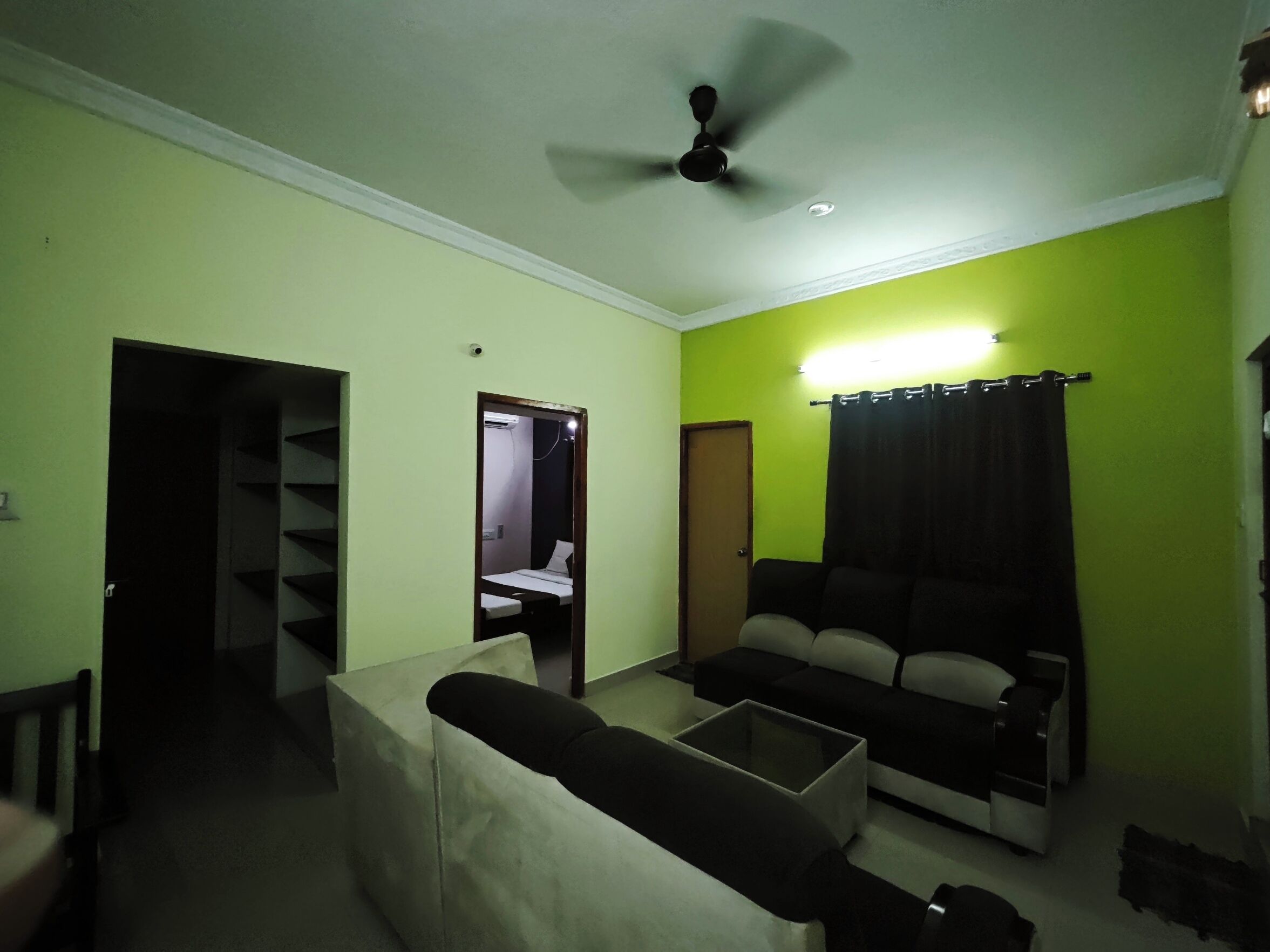 Luxury Apartment, Balcony, City View | Living area | 32-inch plasma TV with satellite channels, printers