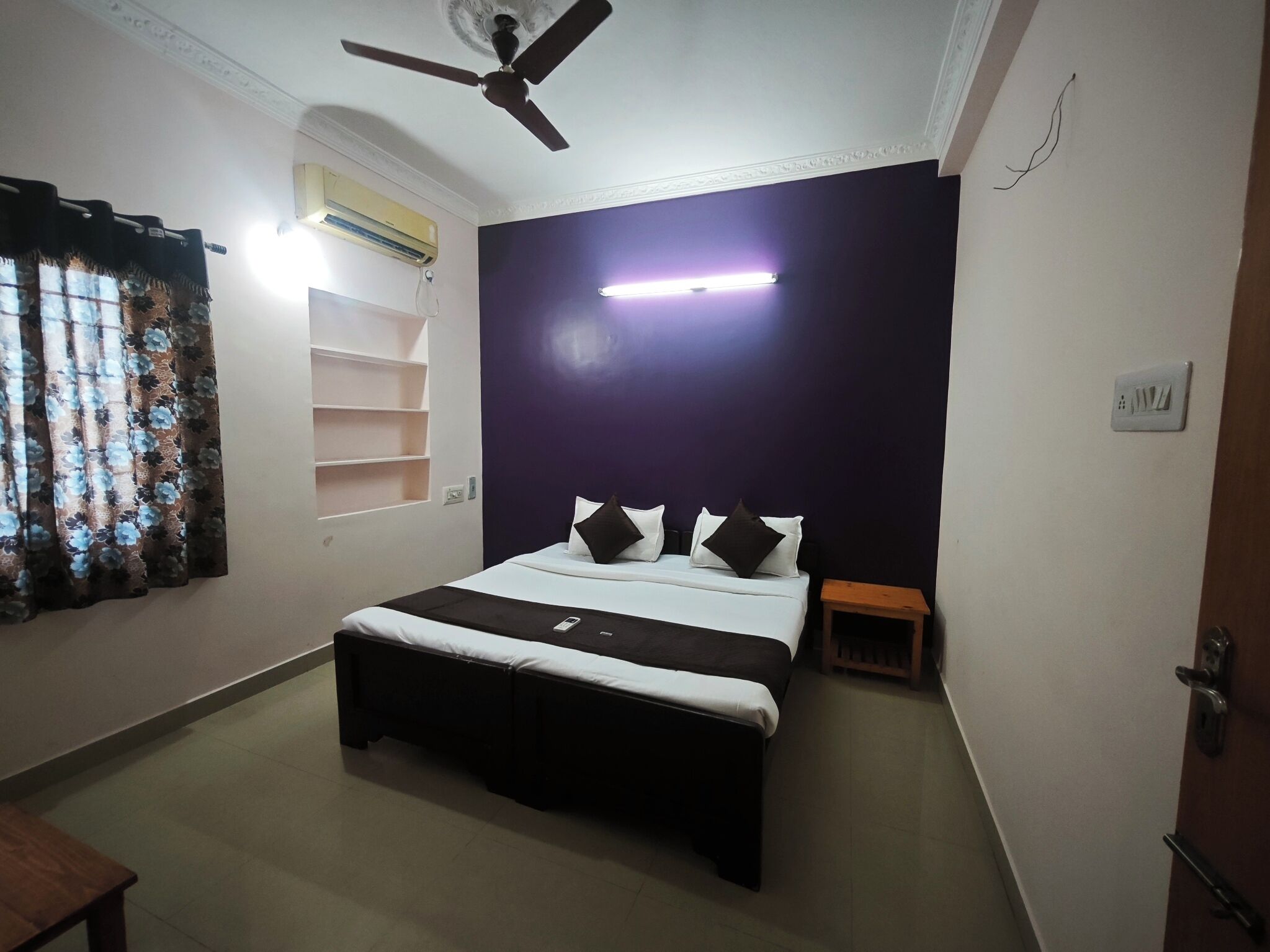 基本客房 | 獨特裝修、遮光窗簾/窗簾、隔音、熨斗/熨衫板