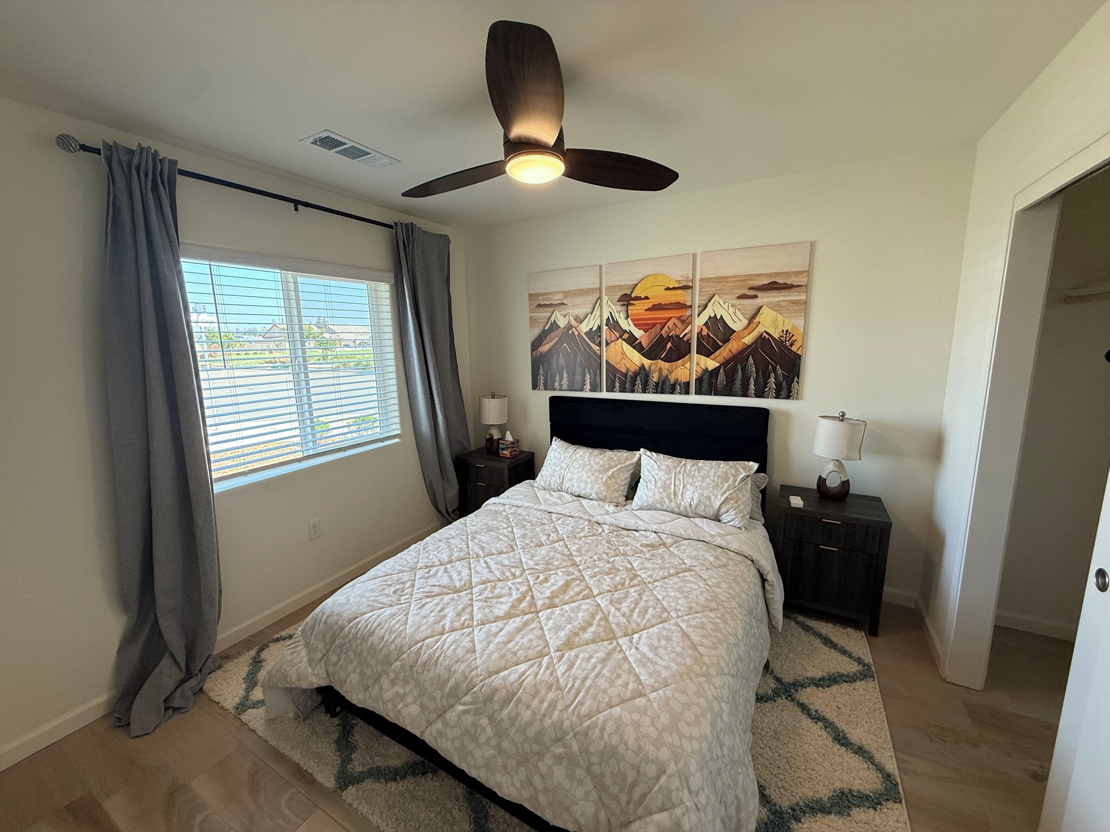 2 bedrooms, WiFi, bed sheets