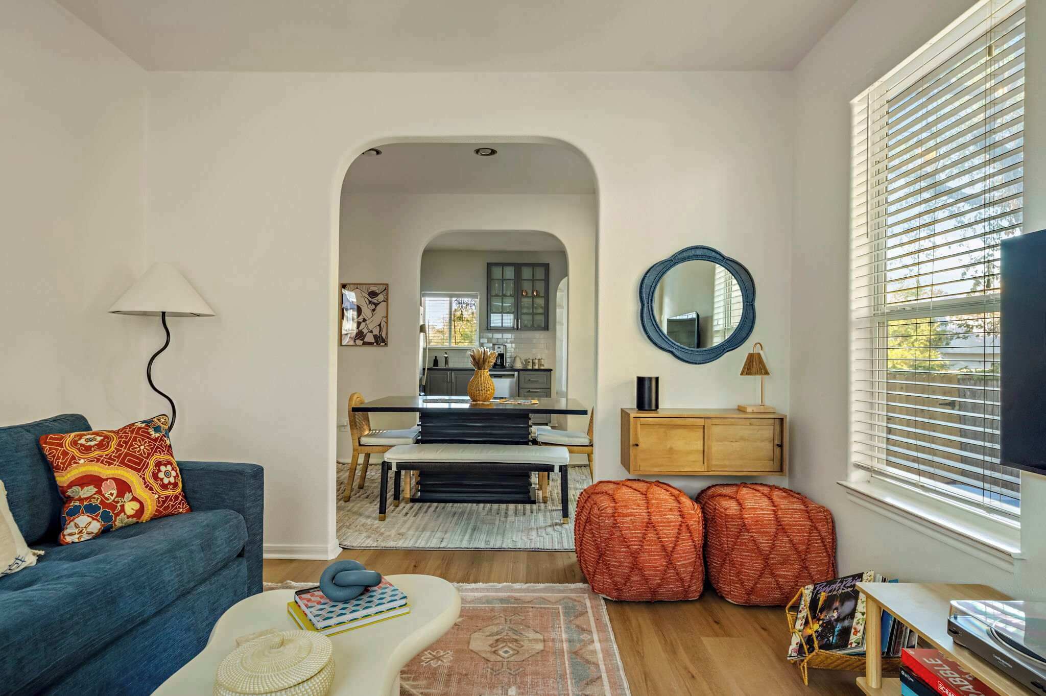 Smart TV, books, offices