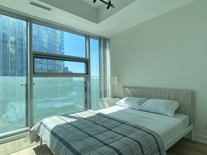 Iron/ironing board, free WiFi