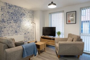 Living area - Modern 2 Bed AP| Central Manchester/Piccadilly| Pool Table | Parking (Greater Manchester)