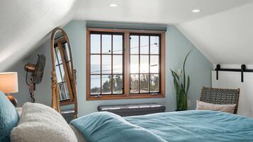 1 Schlafzimmer, Schreibtisch, Bügeleisen/Bügelbrett, Reisekinderbett