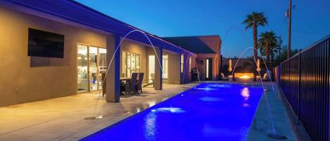 Piscine extérieure, piscine chauffée