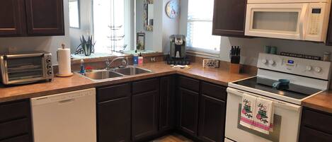 Microwave, oven, stovetop, dishwasher