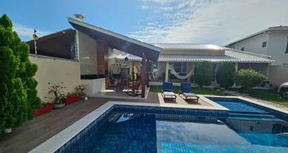 HOUSE NEAR THE BEACH WITH POOL IN VILAS DO ATLÂNTICO, 5/4 WITH TWO SUITES