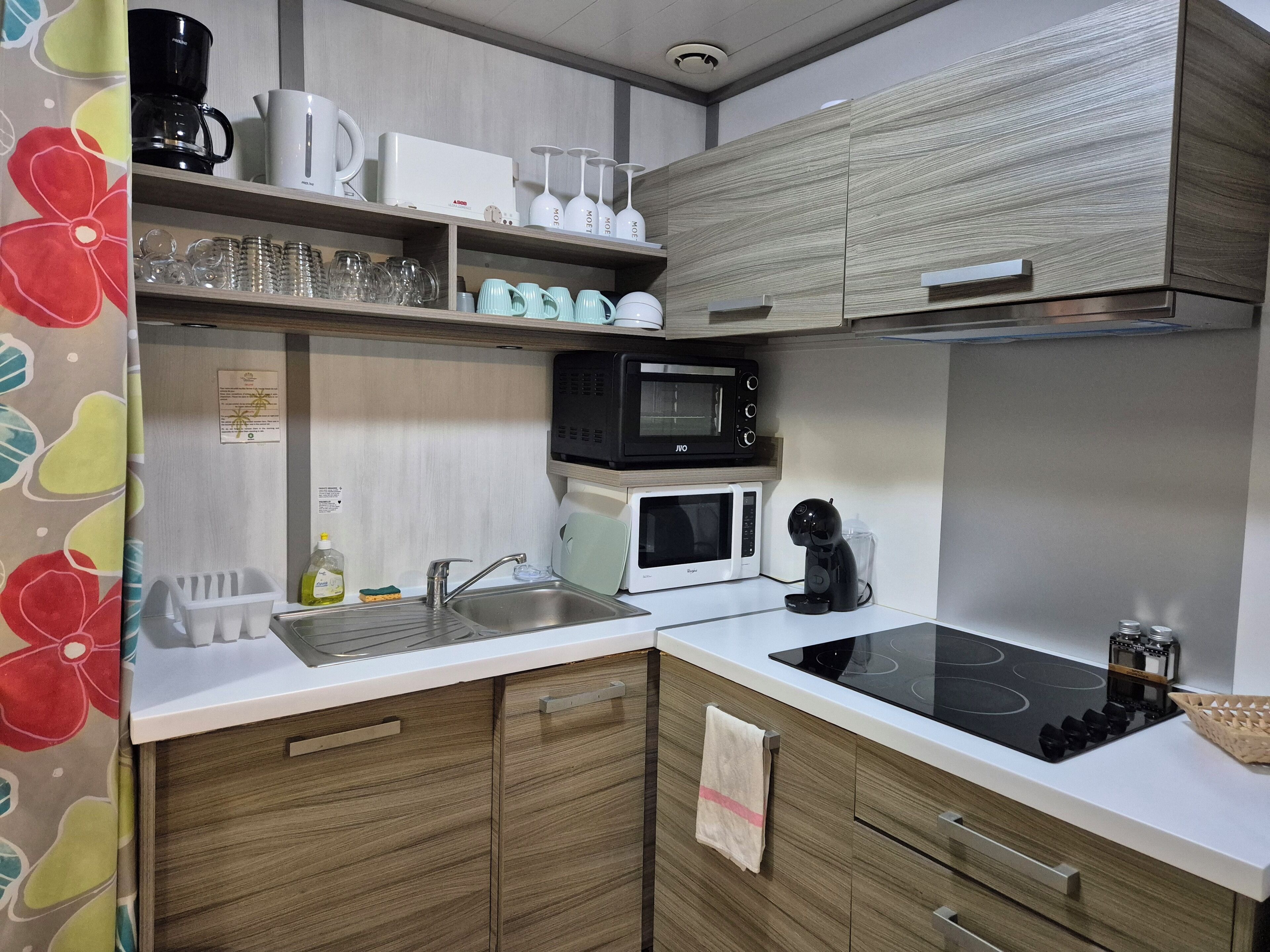 컴포트 코티지, 침실 2개, 에어컨, 정원 전망 | 전용 주방