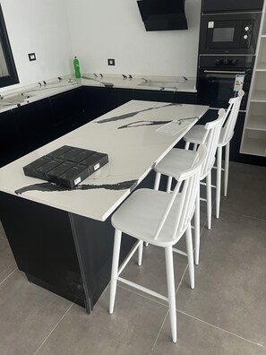 ميكروويف، فرن، موقد طهي مسطح