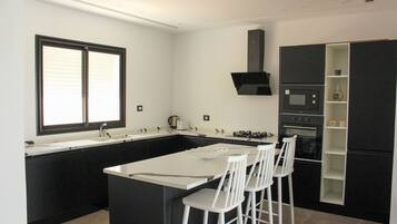 Microwave, oven, stovetop